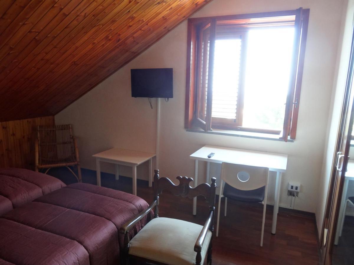 B&B Casa Di Antonio_Etna Vacanze Трекастаньї Екстер'єр фото