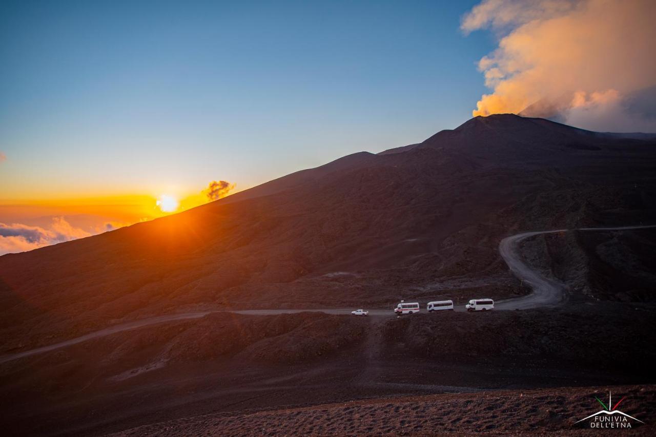 B&B Casa Di Antonio_Etna Vacanze Трекастаньї Екстер'єр фото