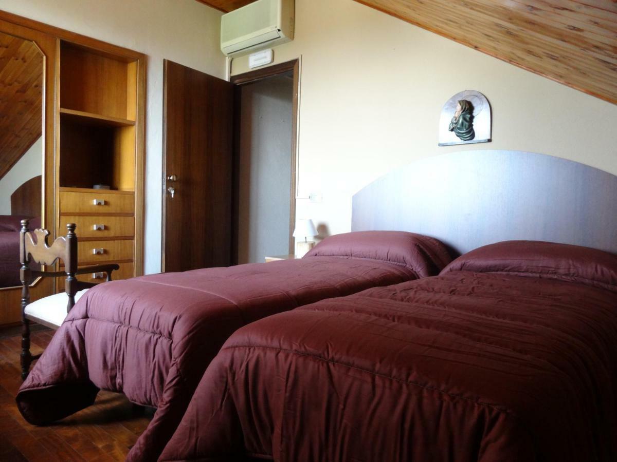 B&B Casa Di Antonio_Etna Vacanze Трекастаньї Екстер'єр фото